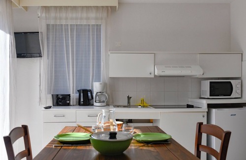 Montreal Apartment | Domaine de Saint-Orens​