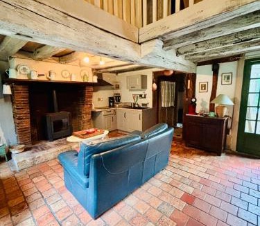 Nevoy House | Domaine de Sainte-Barbe - Le Petit Gite