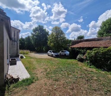 Vallet House | Domaine des 3 Arbres - Nature et tranquillité