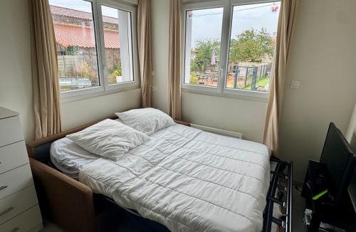 Vendrennes Apartment | Domaine des 5 Roses - Rose Blanche