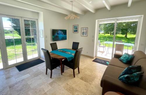 Tugeras Saint Maurice House | Domaine des Anes - Gîtes et Roulotte