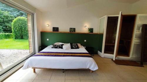 Bernay-en-Ponthieu Apartment | Domaine des Célestins - Loft Ginkgo
