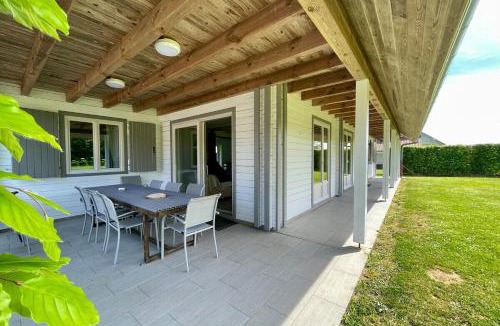 Bernay-en-Ponthieu Ski Chalet | Domaine des Célestins - Samara