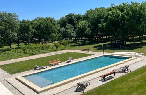 Molleges Bed & Breakfast | Domaine des Eucalyptus