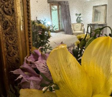 Confrancon House | Domaine des Granges Neuves