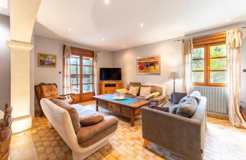 Vezenobres Villa | Domaine des Maladieres