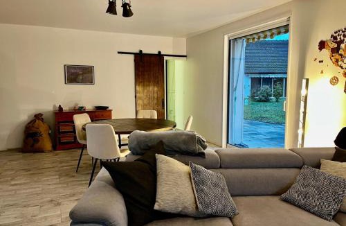 Tanlay House | Domaine des Montots - Le Cottage