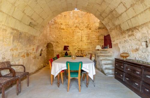Montreuil-Bellay House | Domaine des Moulins de Montreuil