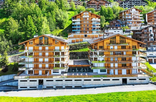 Saint-Pierre-de-Clages Apartment | Domaine des Reines C10 by Interhome