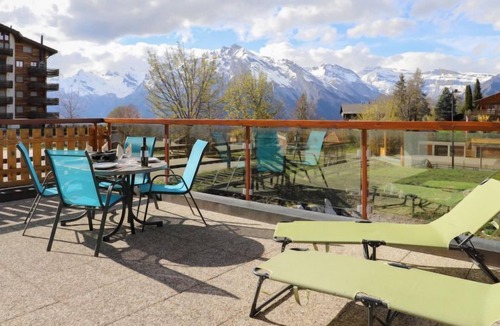 Saint-Pierre-de-Clages Apartment | Domaine des Reines D1A by Interhome