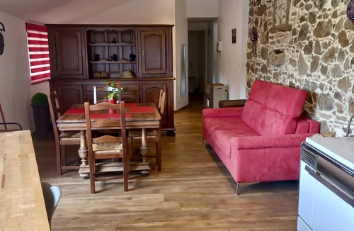 Montesquieu-Avantes House | Domaine des Sarraillès