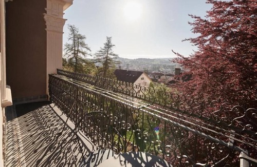 La Chaux-de-Fonds Apartment | Domaine des Tourelles - Ferien im Baudenkmal