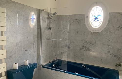 Cisai-Saint-Aubin Bed & Breakfast | Domaine des Thomins