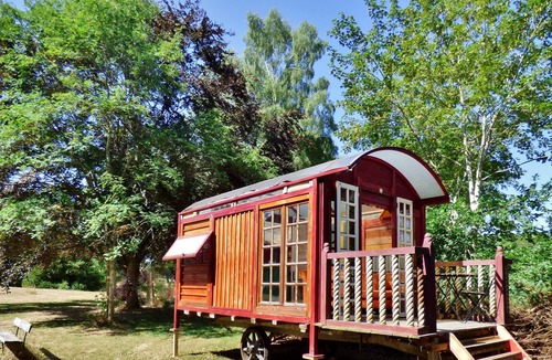 Condat-en-Combraille RV Rental | Domaine du Balbuzard