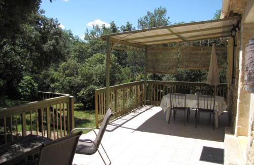 Galargues House | Domaine du bois gîte Bleuette