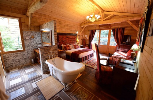 Chambretaud Hotel | Domaine du Boisniard