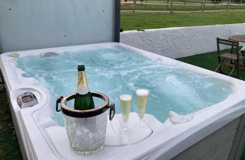 Saiguede Bed & Breakfast | Domaine du cheval d’argent