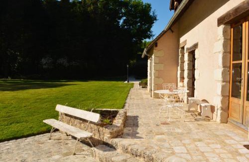 Dange-Saint-Romain Villa | Domaine du Hallier