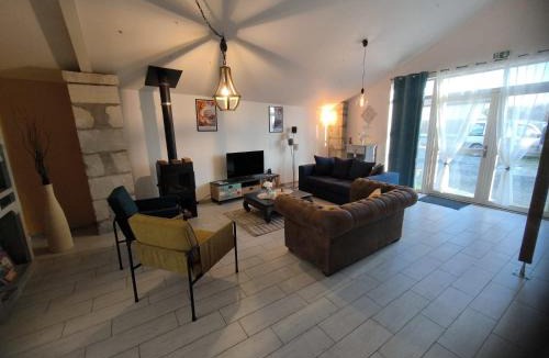 Vendee - Sevre - Autise House | Domaine du Marais Corps de Ferme et Piscine