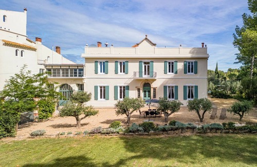 Azille Villa | Domaine Du Minervois