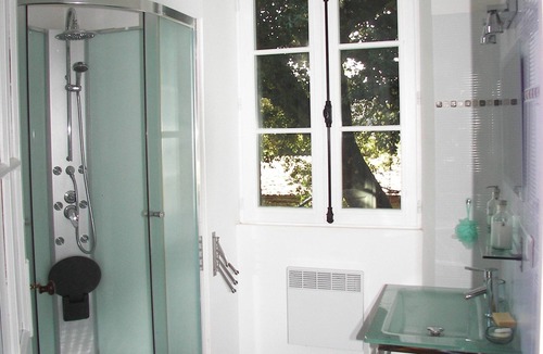 Saint-Jean-de-Thurac Bed & Breakfast | Domaine du Noble