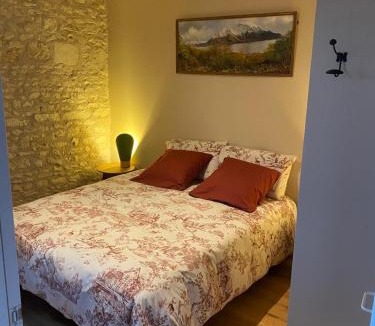 Mirebeau House | Domaine du Petit Vivier