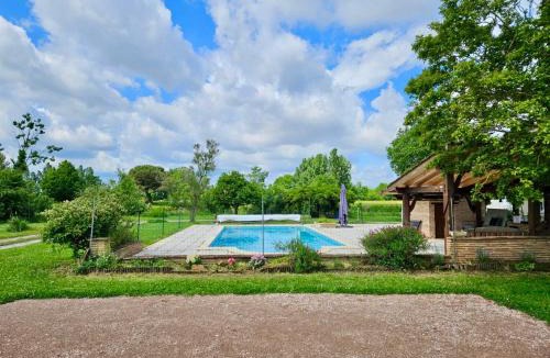 Aiguillon Apartment | Domaine familial, le parc de gouts