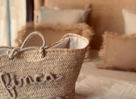 Mauguio Bed & Breakfast | Domaine FINCA LESSYA, Lodge insolite & SPA