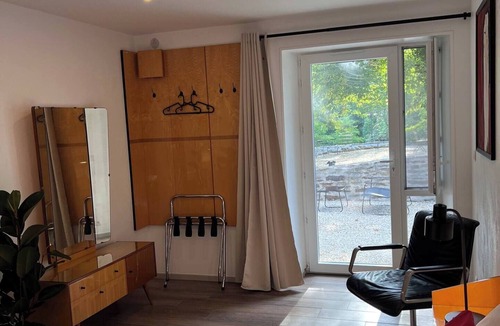 Bussiere-Saint-Georges Bed & Breakfast | Domaine des Capucins Room 2