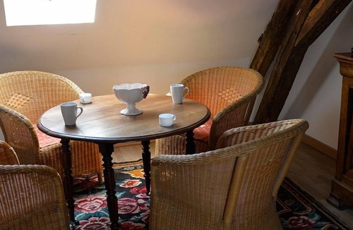 Escolives-Sainte-Camille House | Domaine Borgnat