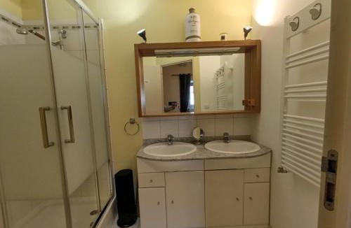 Saint-Germain-les-Vergnes Bed & Breakfast | Domaine de la Clauzade