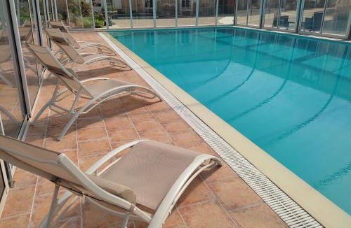 Montmoreau-Saint-Cybard Bed & Breakfast | Domaine de Champ rose