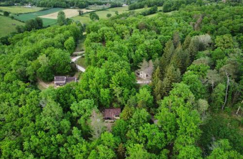 Saint-Martial-de-Nabirat Ski Chalet | Domaine de Grézelou