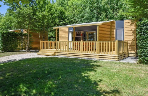 Saint-Medard-d'Excideuil RV Rental | Domaine d'Essendiéras