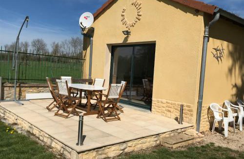 Saint-Nizier-sous-Charlieu House | Domaine BORCHAMPS.