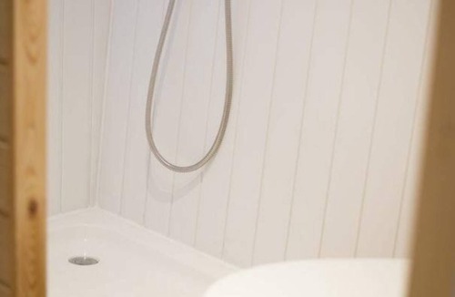 La Batie-Montgascon Cabin | Domaine Harmonia