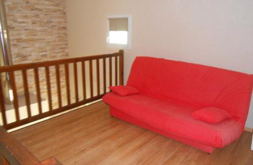 Saint-Jean-le-Vieux House | Domaine Harrieta