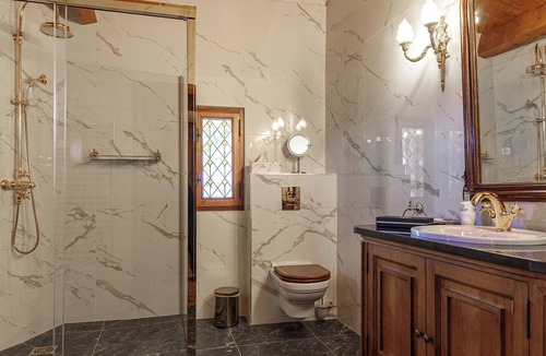 Le Puy-Sainte-Reparade Bed & Breakfast | Domaine Jourdan