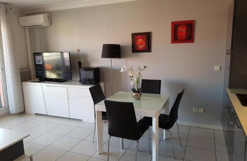 Antibes Apartment | Domaine Juan Flore