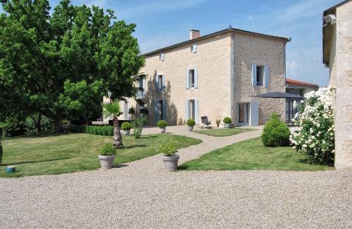 Cleyrac Bed & Breakfast | Domaine La Bastide