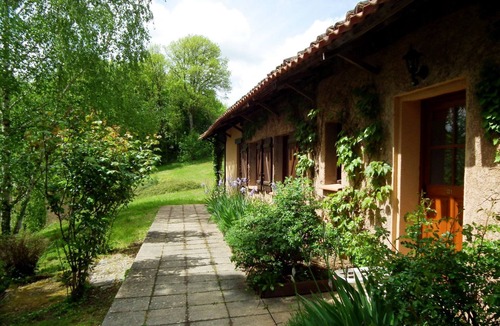 Gavaudun House | Domaine "La Chatière" mit Jacuzzi by Interhome