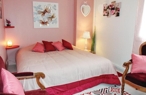 La Begude-de-Mazenc Apartment | Domaine La Dame Des Lys