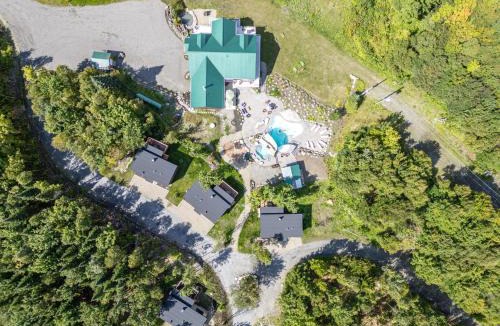 Val-Racine Hotel | Domaine la foret enchantee