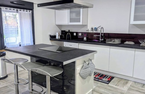 La Roche-sur-Foron House | Domaine la Griffe - Maison Mitoyenne Cou