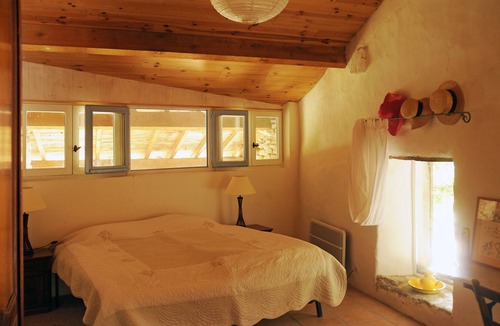 Le Poet-Laval House | Domaine La Garenne