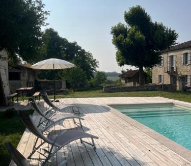 L'Isle-Bouzon Apartment | Domaine Lagarrière