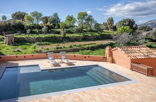 Le Mourillon Villa | DOMAINE LE CHATELET - TOULON