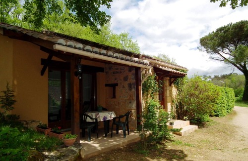 Gavaudun House | Domaine "Le Fournil" mit Jacuzzi by Interhome