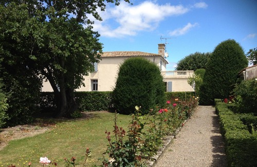 Champagne-les-Marais House | Domaine "LE Logis DE L'oie" Avec Piscine Dans un Parc Clos de Murs en Pierre