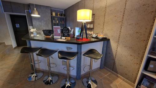 Comberjon Bed & Breakfast | Domaine Le Puits du Moulin